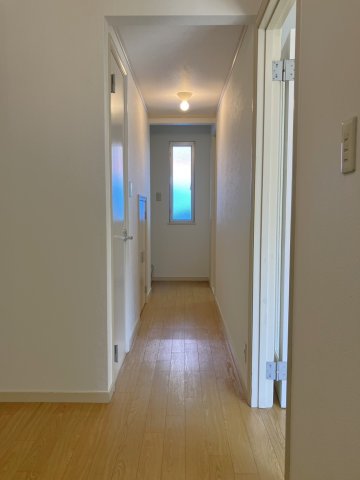 メゾネット田中 １０２内装