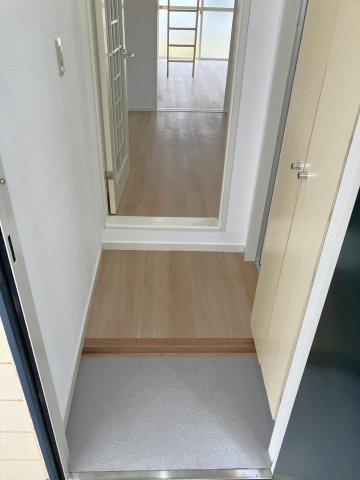 エクリューズ横濱立場 １０７玄関