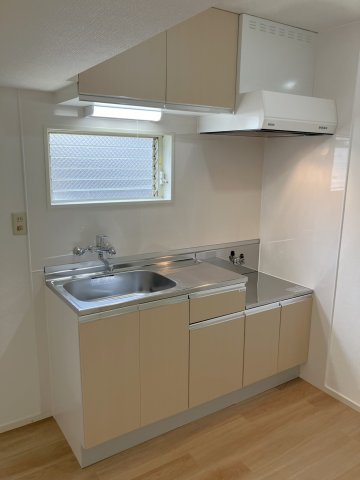 エクリューズ横濱立場 １０７キッチン