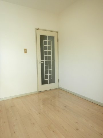 エクリューズ横濱立場 ２０７収納