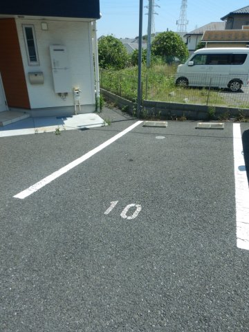 ラークス矢部 １０４駐車場