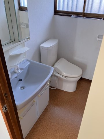 和泉中央南２丁目貸家 トイレ