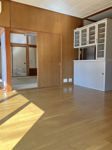 和泉中央南２丁目貸家 駐車場