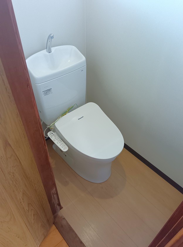 ハイツ戸上 ２０３トイレ