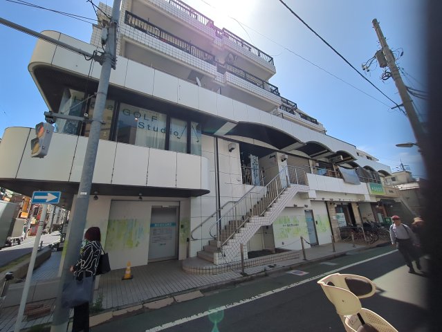 高橋ビル 402号室外観