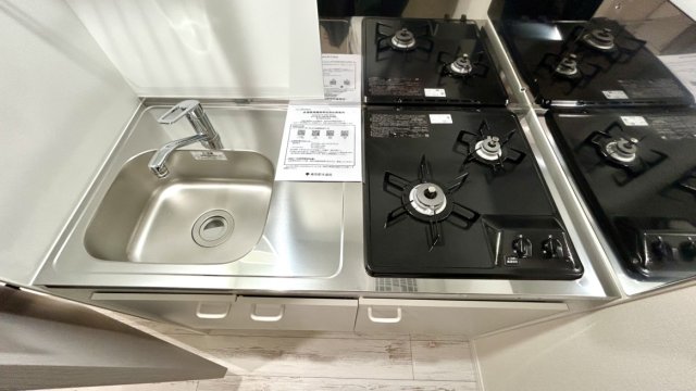 メゾンリュミエール 101キッチン