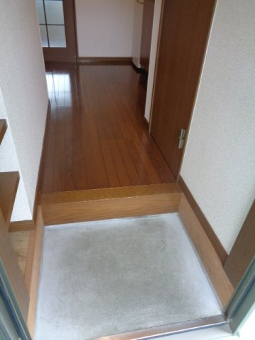 ツインハイムⅡ 105玄関