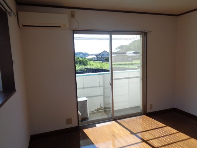 ツインハイムⅡ 201洋室