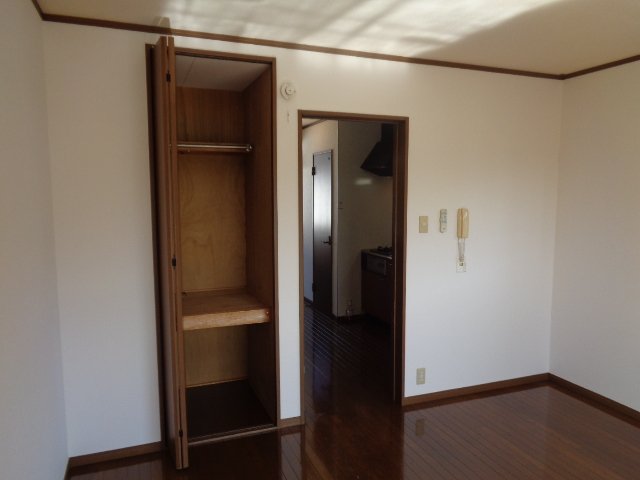 ツインハイムⅡ 201洋室