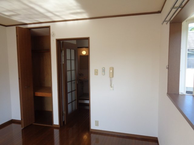 ツインハイムⅡ 201洋室