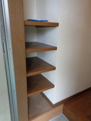 ツインハイムⅡ 202収納