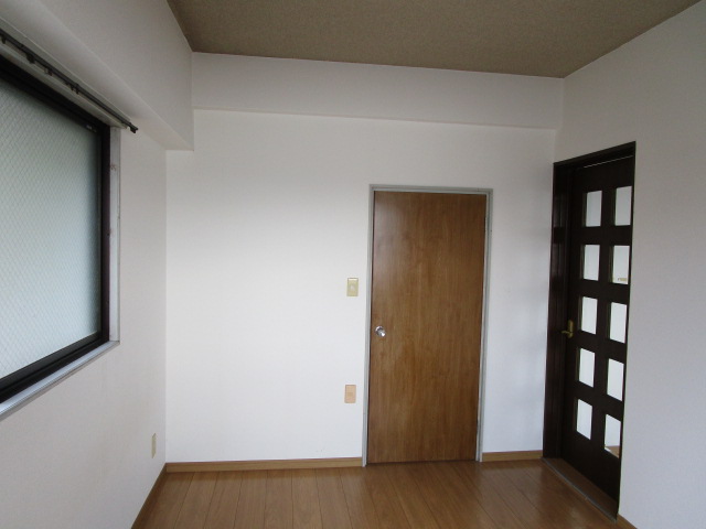 コーポ日光 102洋室