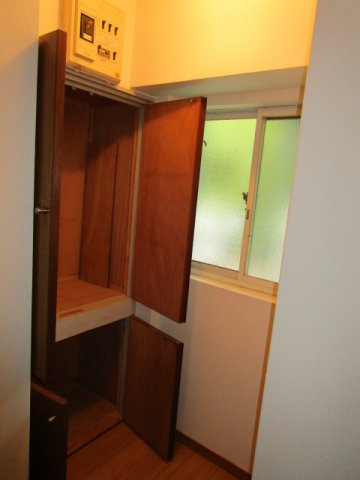 コーポ日光 102収納