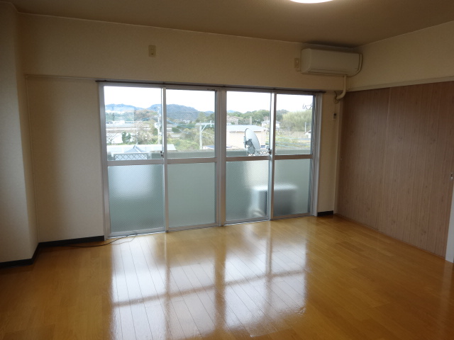 リバティマンション大矢野 302居間・リビング