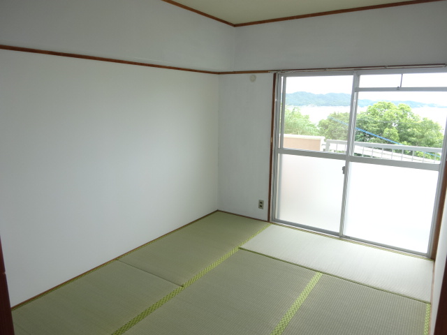 シーオンハイツみはらし 101和室