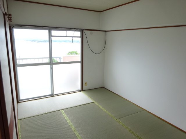 シーオンハイツみはらし 202和室