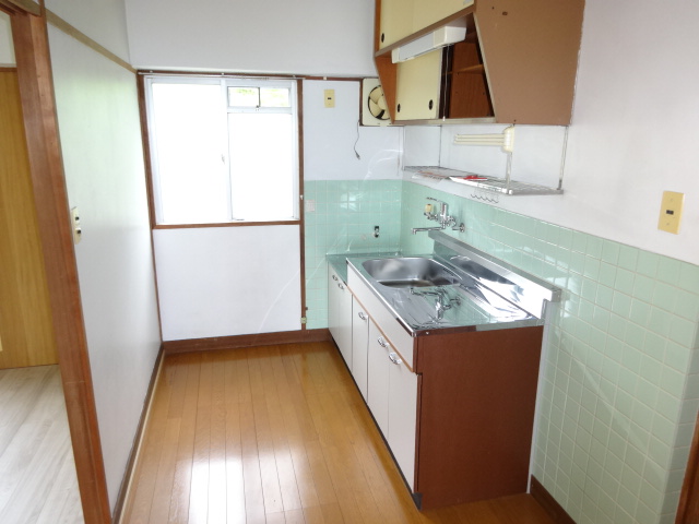 シーオンハイツみはらし 202キッチン