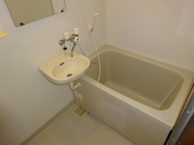 スイートハイムⅡ 101風呂