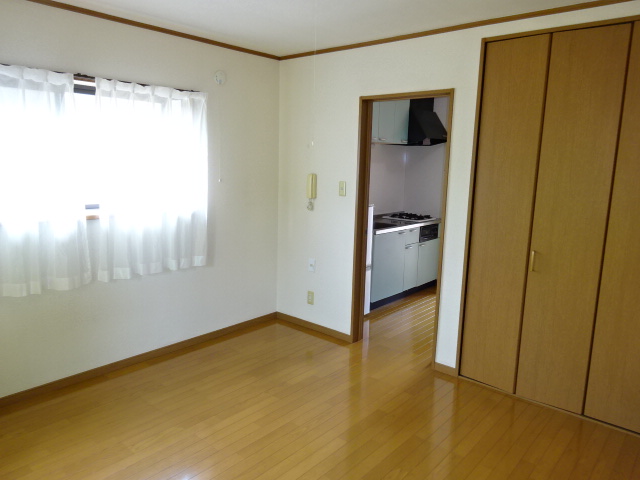 スイートハイムⅡ 101洋室