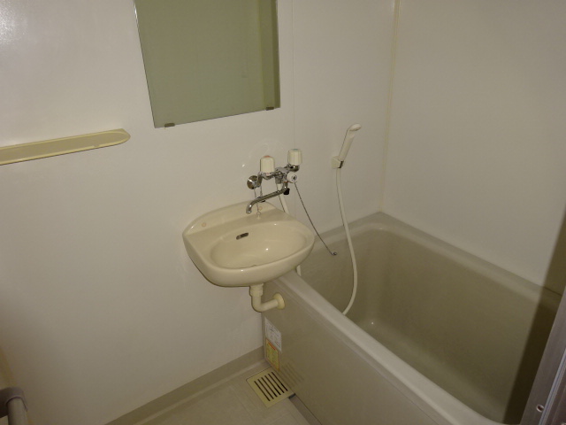 スイートハイムⅡ 102風呂