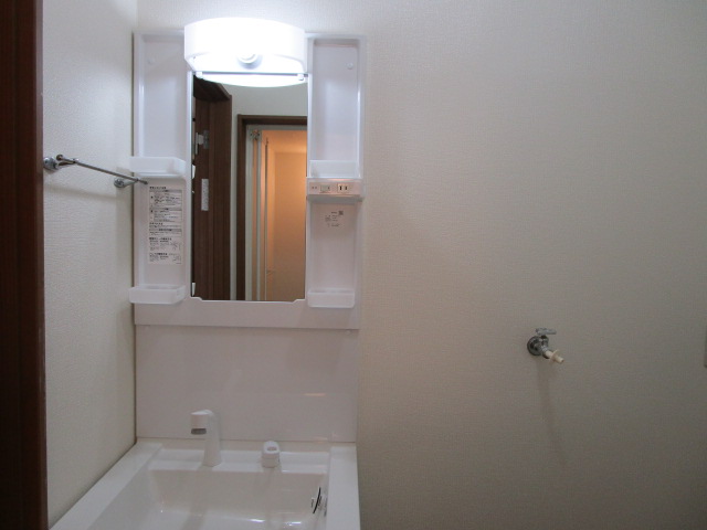 渡辺ハイツ 102号洗面所