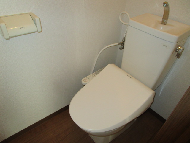 渡辺ハイツ 102号トイレ