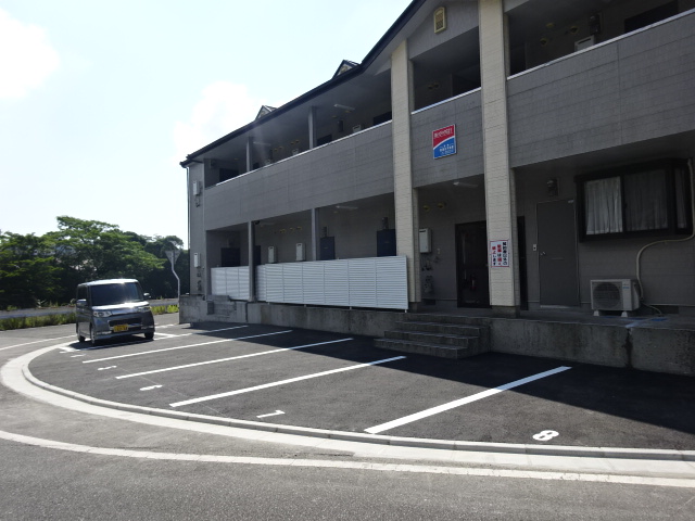 カレッジハウス21 201駐車場