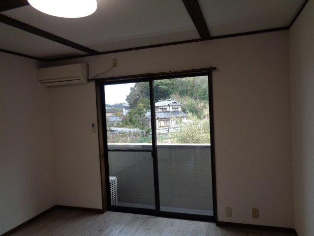 カレッジハウス21 202洋室