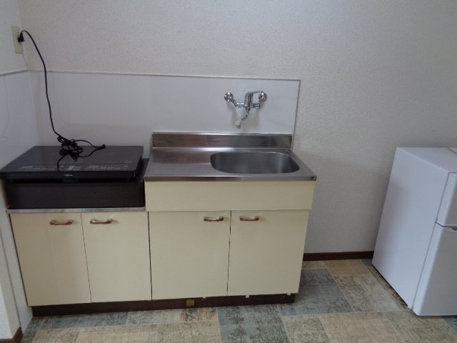 カレッジハウス21 202キッチン