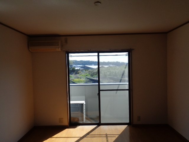 ツインハイムⅠ 203居間・リビング