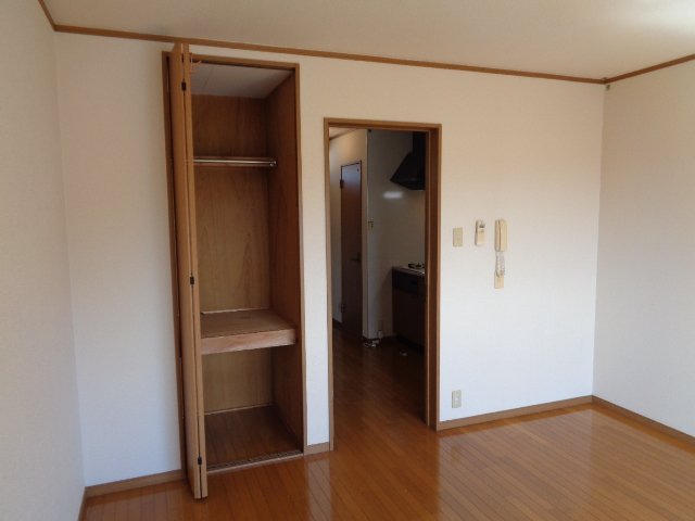 ツインハイム1 205内装