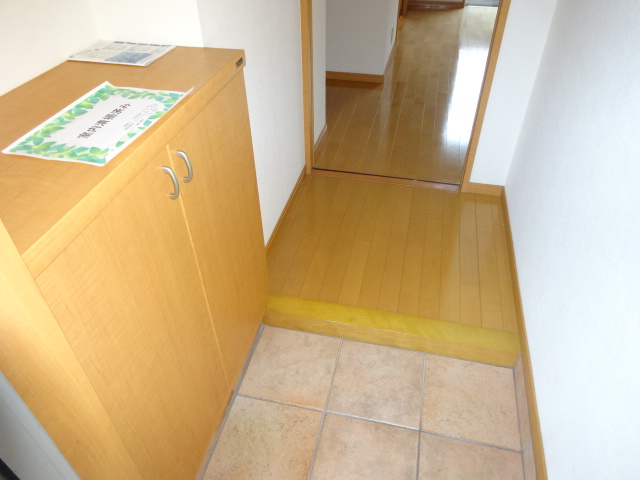 ハピネスアトヴィラ 101玄関