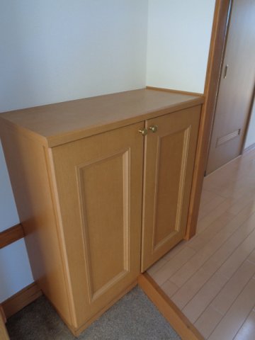 ロフティ鳥崎 102収納