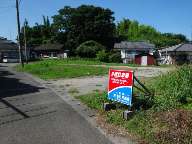 月極駐車場 外観