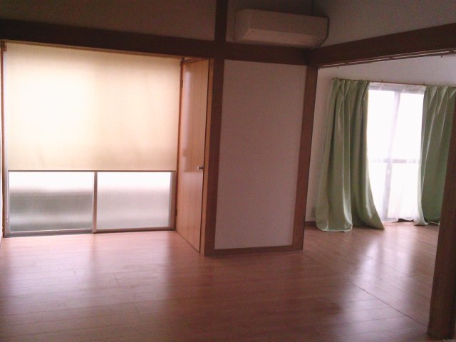 本田貸家A 居間・リビング