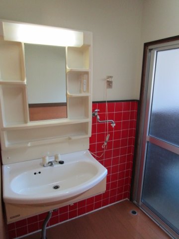 緒方住宅（ペット相談可） 5号洗面所