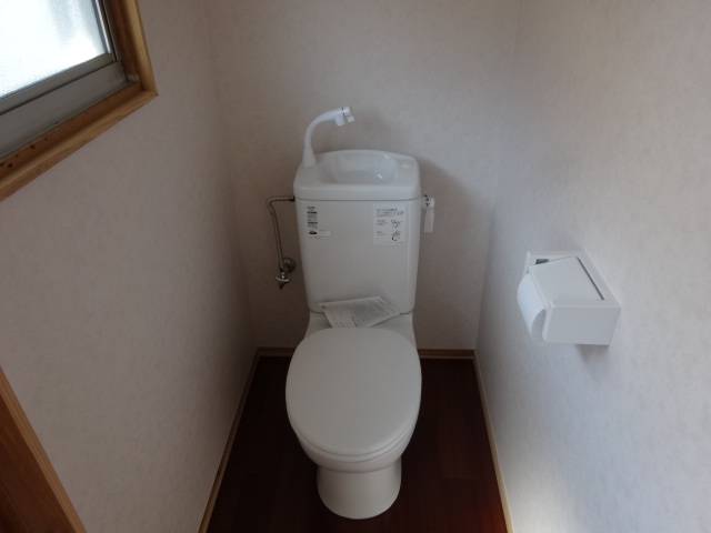 高島住宅 11号トイレ