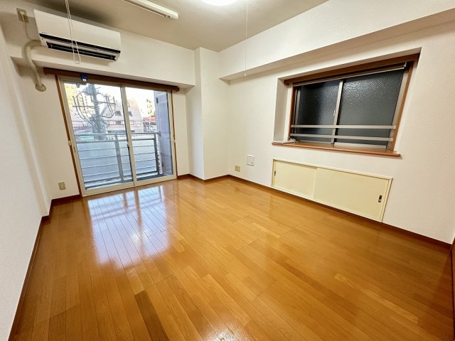 セザール大森山王 4階居間・リビング