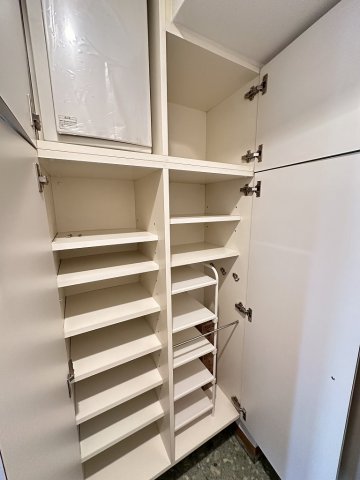 セザール大森山王 4階収納