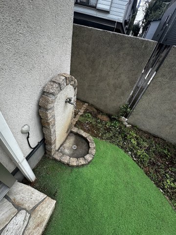 東京都文京区向丘１丁目庭