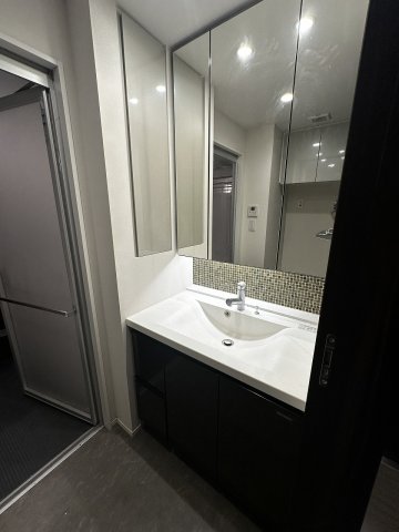 ルジェンテ本郷三丁目 7階洗面所