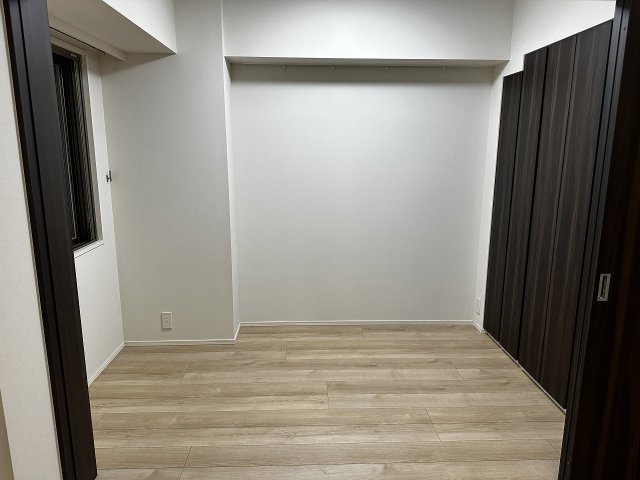 ルジェンテ本郷三丁目 7階洋室