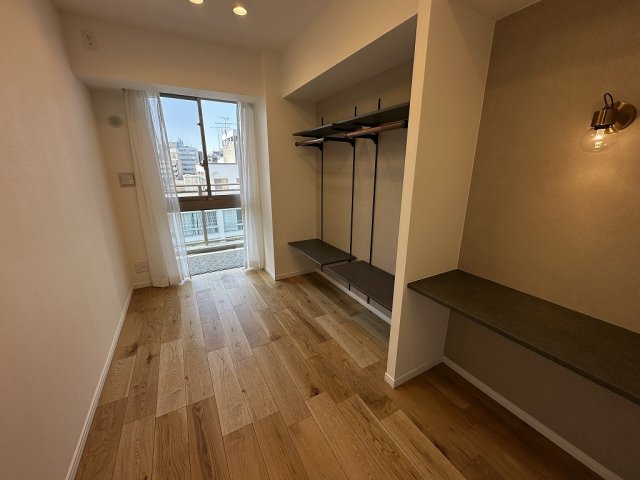 東京都台東区上野１丁目 10階洋室