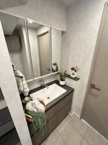 東京都台東区上野１丁目 10階独立洗面台