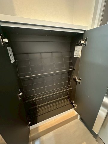 東京都品川区中延１丁目 6階収納