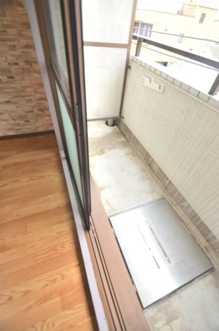 フローラル練馬 4階バルコニー