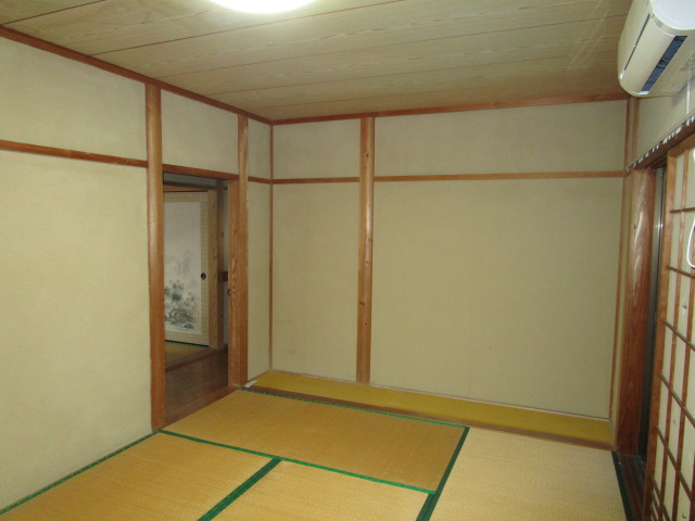 売家（姫戸町姫浦）7DK+倉庫 和室