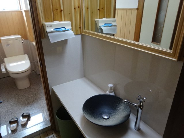 売旅館（龍ヶ岳町樋島） トイレ