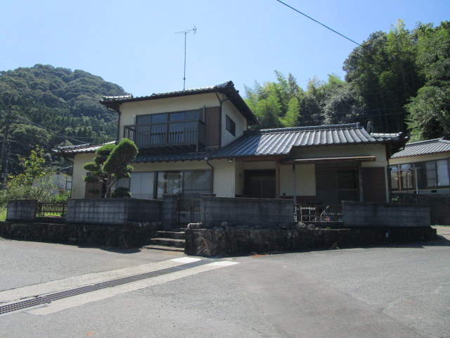 売家（三角町波多/古氷）6ＬＤＫ 外観