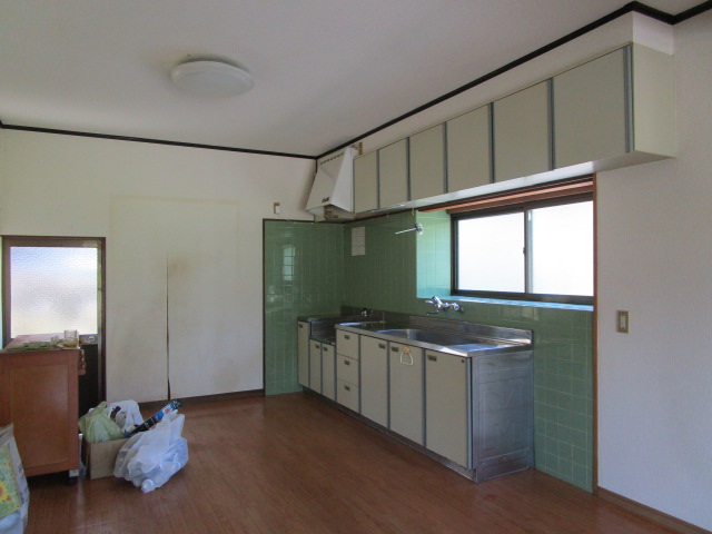 売家（三角町波多/古氷）6ＬＤＫ ダイニングキッチン